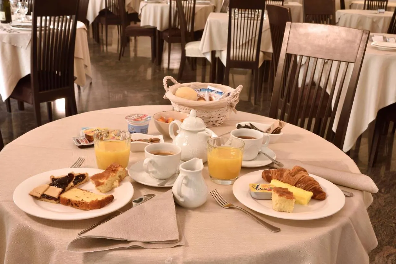 Hotel Diano Marina Mhotelsgroup 3*,  Italien